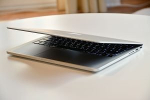 Irepair ABA Servis iPhone iPad MacBook  Bergaransi